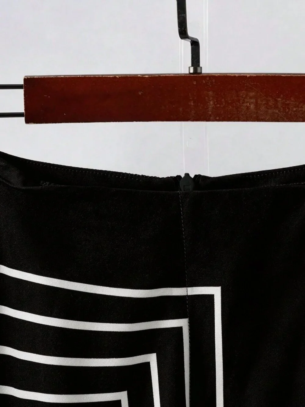 Black Casual Women's Geometric Print High-Waist Zipper A-Line Skirt